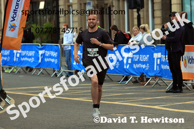 The Newcastle Quayside 10k Road Race, 2025 Newcastle Quayside 5k and 10k Road Race  Photo: David T. Hewitson/Sports for All Pics